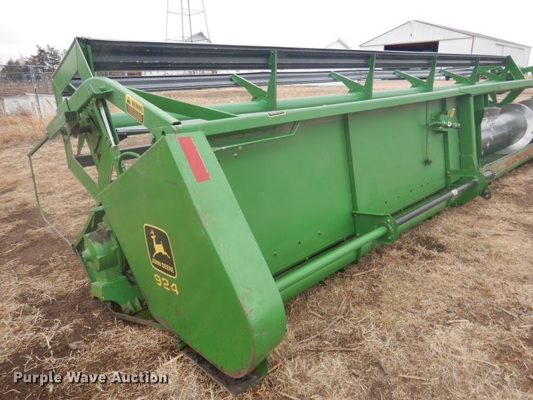 image for item DG5938 John Deere 924 rigid head