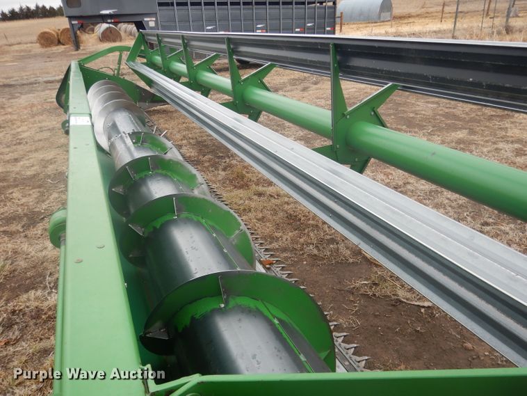 image for item DG5938 John Deere 924 rigid head