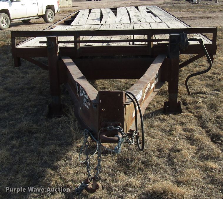 image for item DG6727 1995 Gold Star equipment trailer