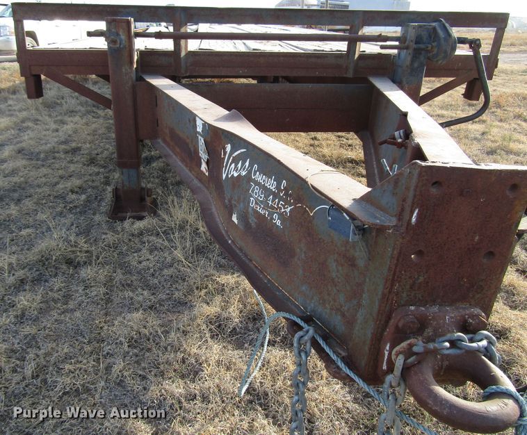 image for item DG6727 1995 Gold Star equipment trailer