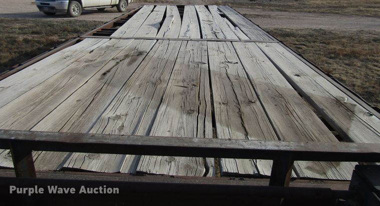 image for item DG6727 1995 Gold Star equipment trailer