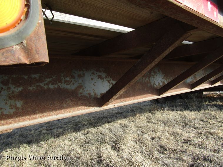 image for item DG6727 1995 Gold Star equipment trailer