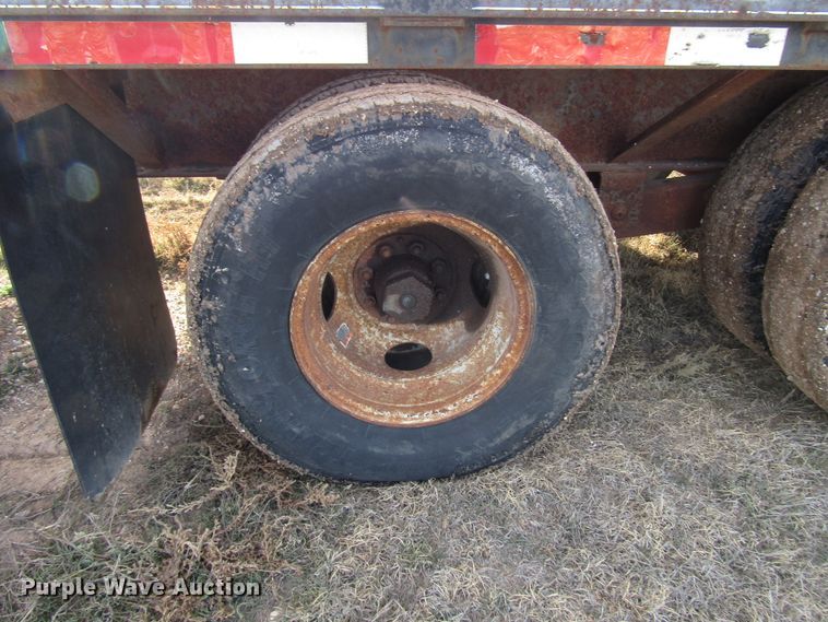 image for item DG6727 1995 Gold Star equipment trailer