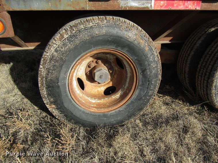 image for item DG6727 1995 Gold Star equipment trailer