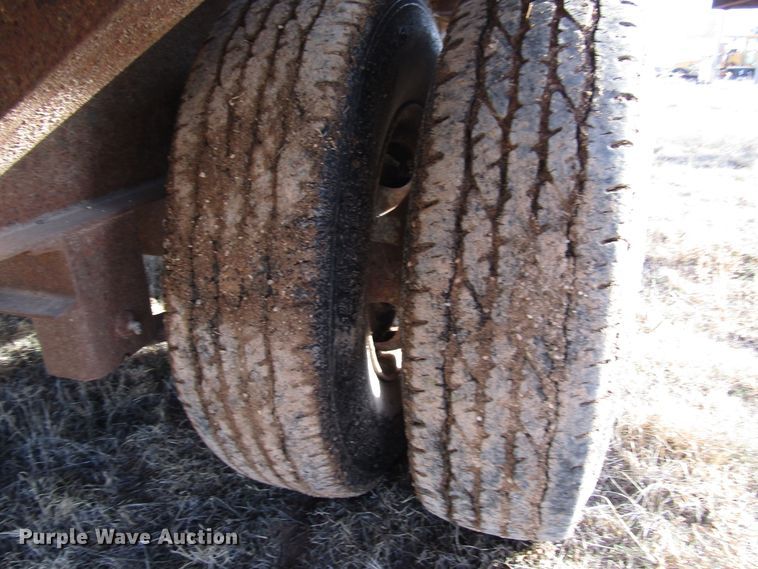 image for item DG6727 1995 Gold Star equipment trailer