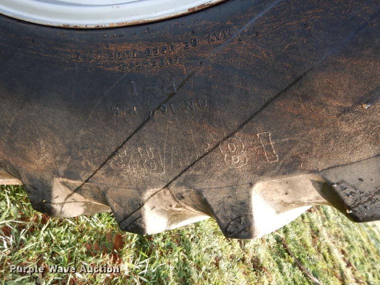 image for item DH2399 1999 Case MX100 MFWD tractor