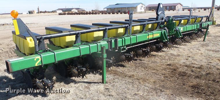 image for item DH4827 John Deere no-till planter
