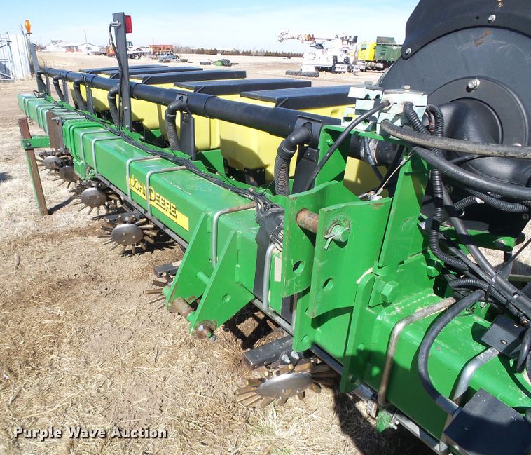 image for item DH4827 John Deere no-till planter