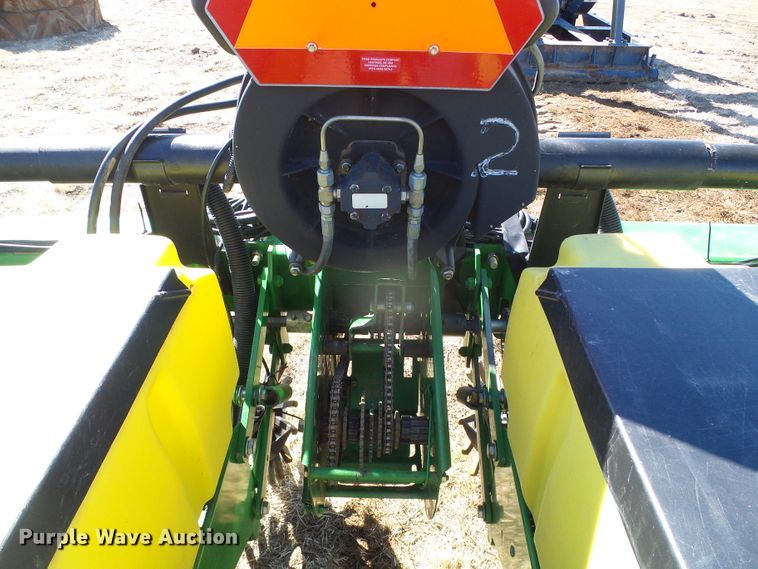 image for item DH4827 John Deere no-till planter