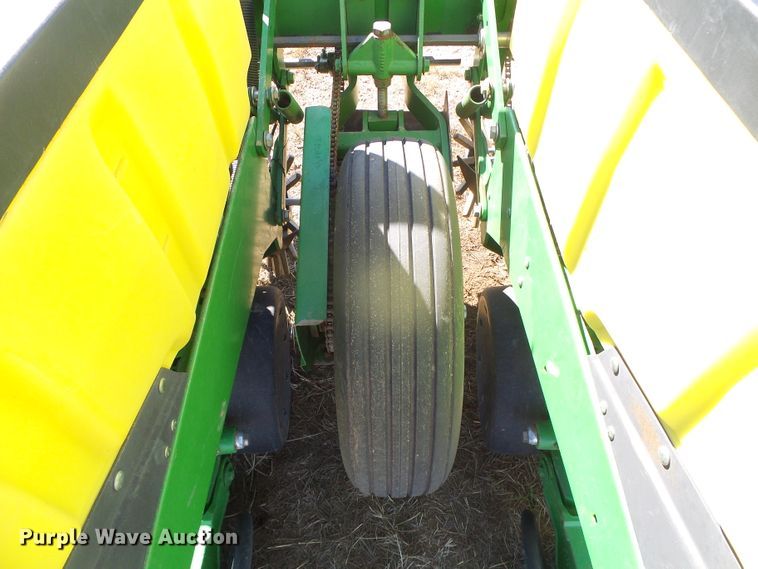 image for item DH4827 John Deere no-till planter