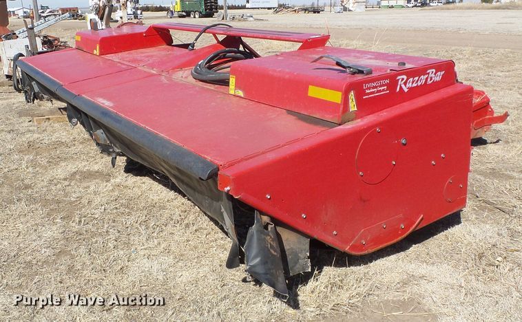 image for item DH4835 AGCO Razor Bar disc windrower head