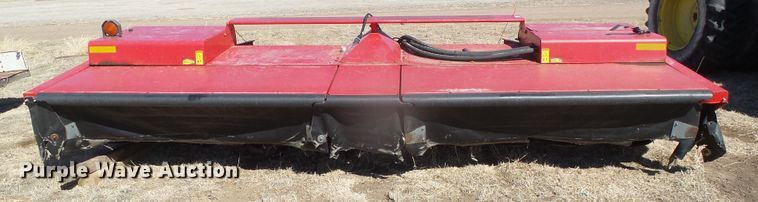 image for item DH4835 AGCO Razor Bar disc windrower head