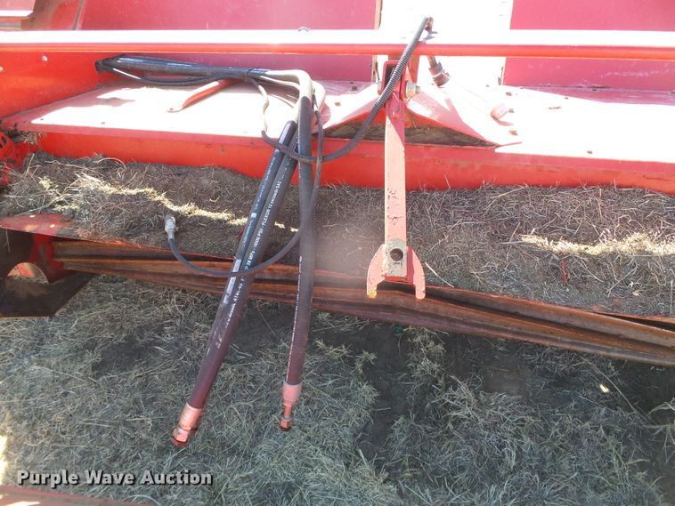 image for item DH4835 AGCO Razor Bar disc windrower head