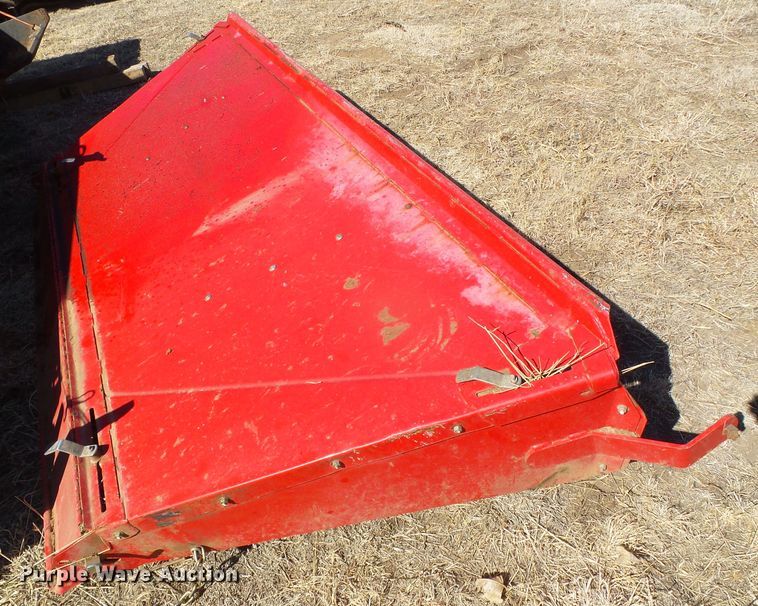 image for item DH4835 AGCO Razor Bar disc windrower head