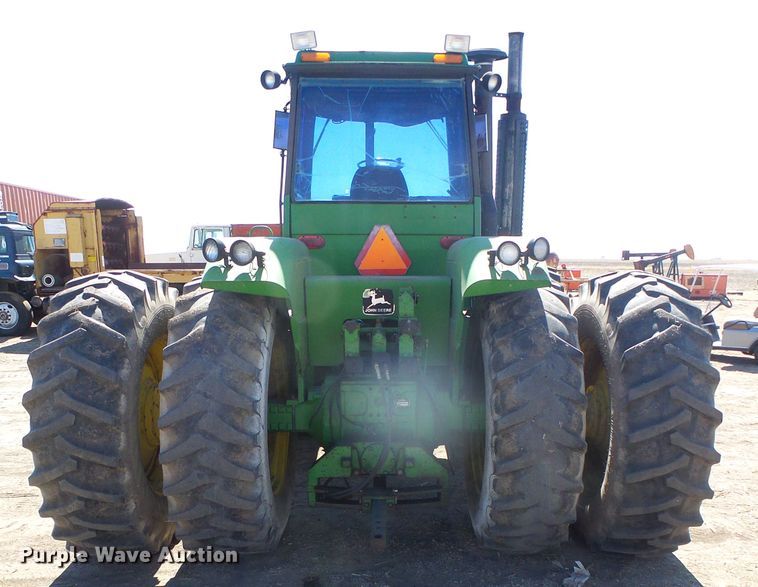 image for item DH4836 1984 John Deere 8650 4WD tractor