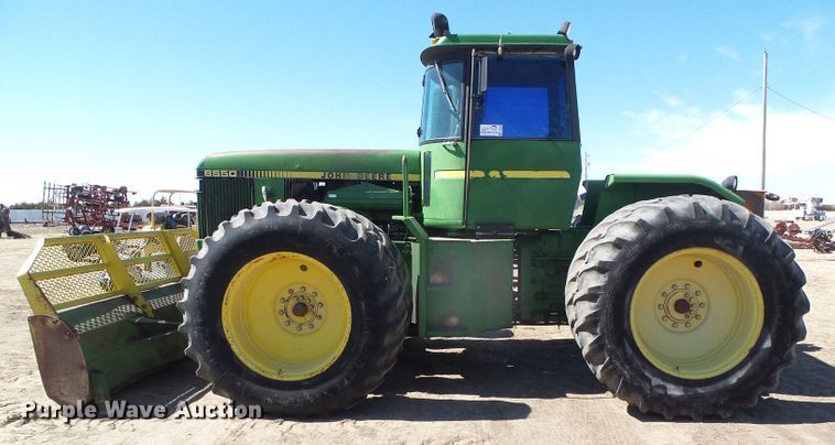 image for item DH4836 1984 John Deere 8650 4WD tractor