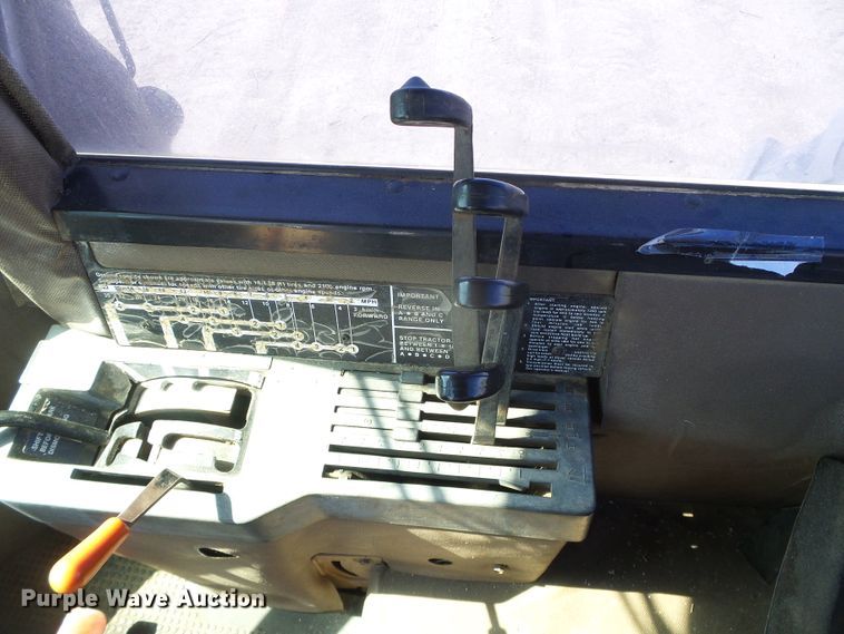 image for item DH4836 1984 John Deere 8650 4WD tractor