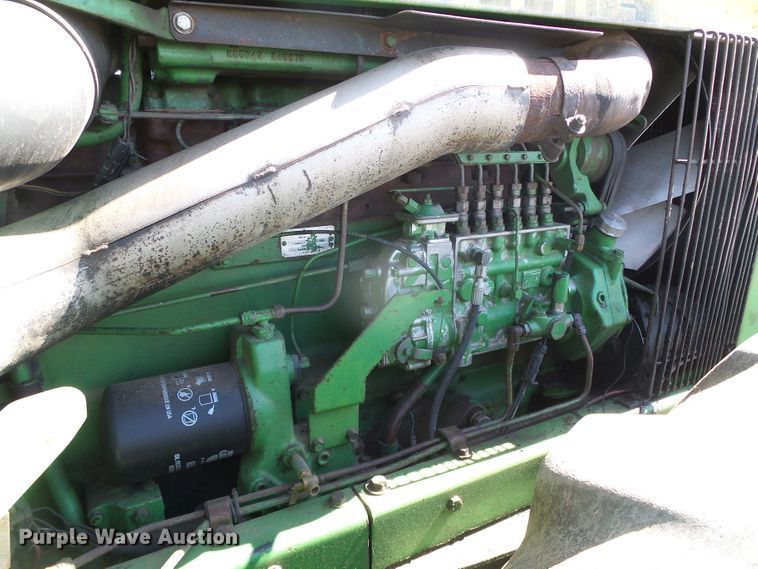 image for item DH4836 1984 John Deere 8650 4WD tractor