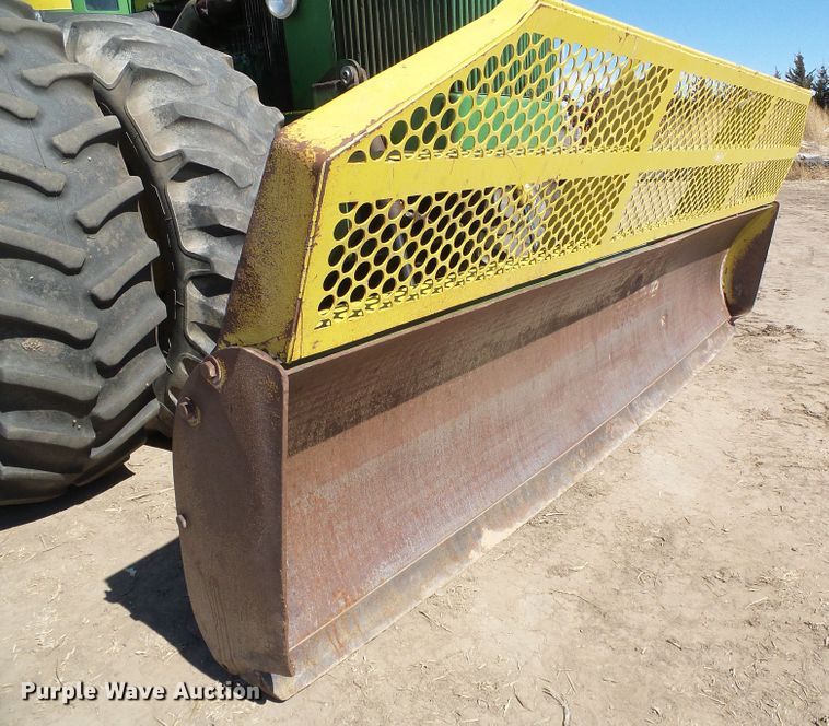 image for item DH4836 1984 John Deere 8650 4WD tractor