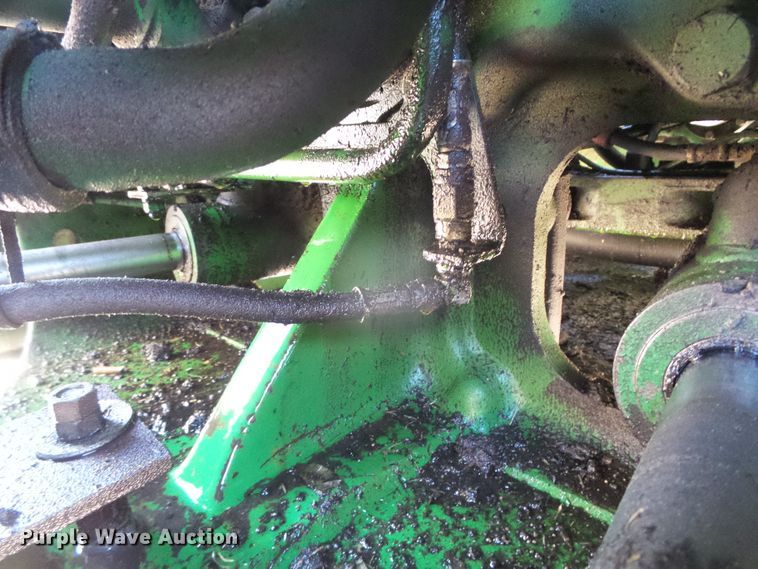 image for item DH4836 1984 John Deere 8650 4WD tractor