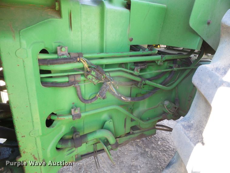 image for item DH4836 1984 John Deere 8650 4WD tractor