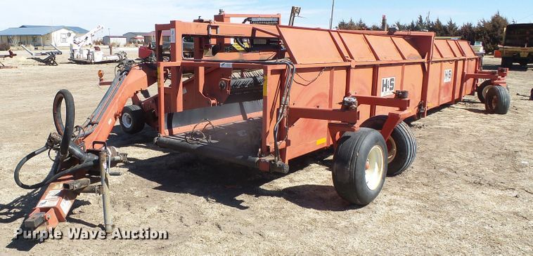 image for item DH4848 H&S TWM2-P windrow hay merger