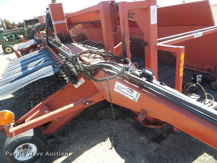 image for item DH4848 H&S TWM2-P windrow hay merger