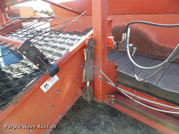image for item DH4848 H&S TWM2-P windrow hay merger