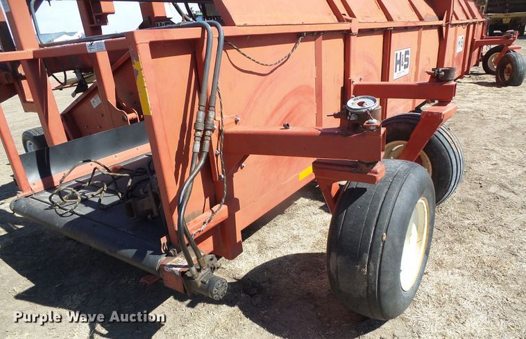 image for item DH4848 H&S TWM2-P windrow hay merger