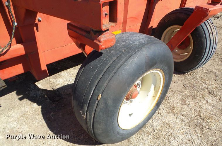 image for item DH4848 H&S TWM2-P windrow hay merger