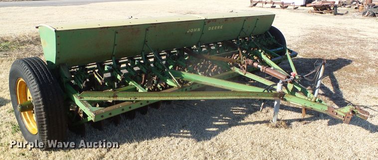 image for item DH4854 John Deere DRA grain drill