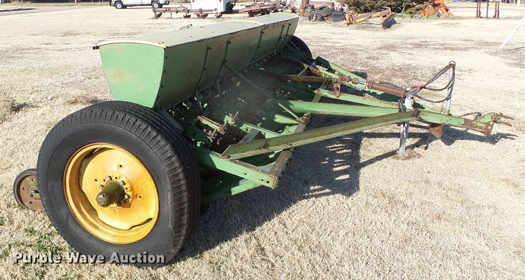 image for item DH4854 John Deere DRA grain drill