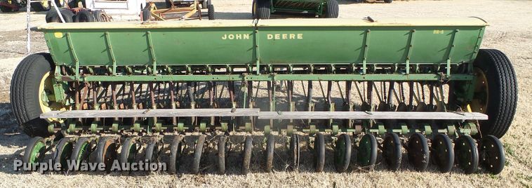 image for item DH4854 John Deere DRA grain drill