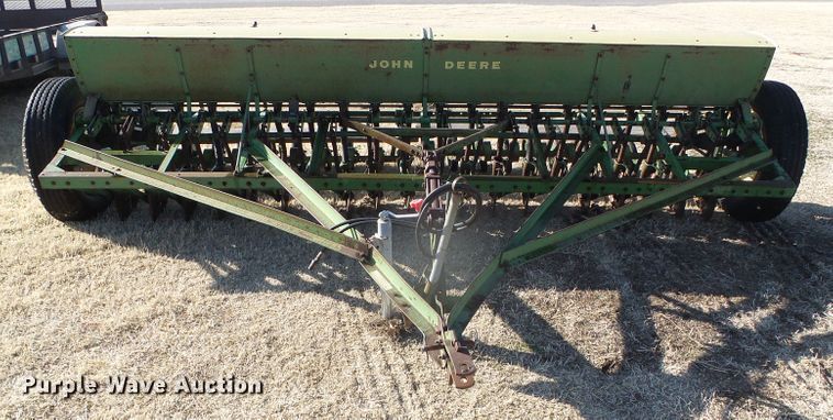 image for item DH4854 John Deere DRA grain drill