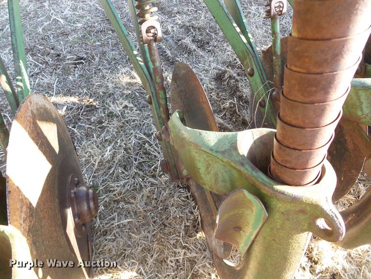 image for item DH4854 John Deere DRA grain drill