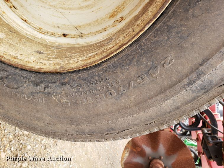 image for item DH5782 2013 Salford L-2141 vertical tillage