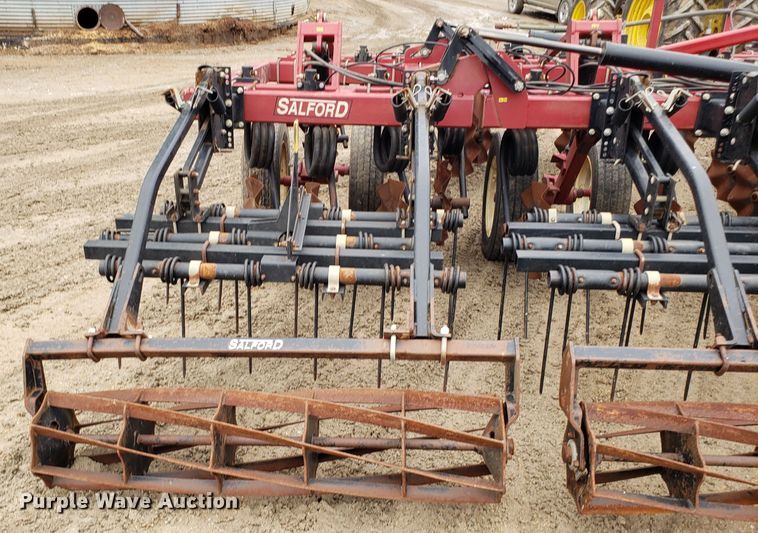 image for item DH5782 2013 Salford L-2141 vertical tillage