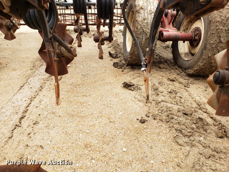 image for item DH5782 2013 Salford L-2141 vertical tillage