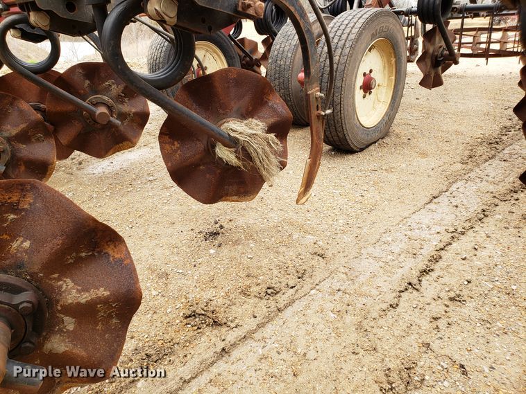 image for item DH5782 2013 Salford L-2141 vertical tillage