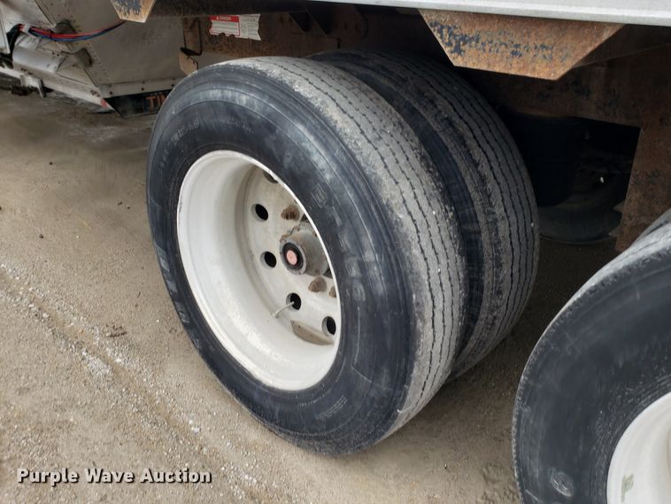 image for item DH5785 1999 Timpte double hopper bottom grain trailer