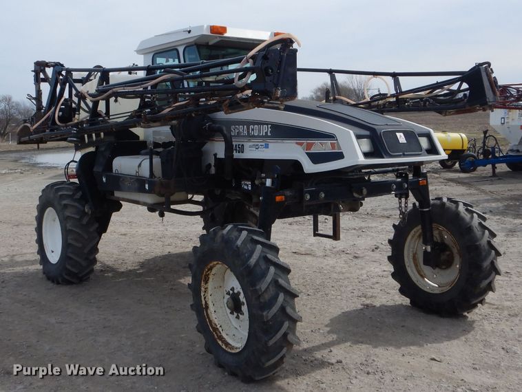 image for item DH6448 2005 SpraCoupe 4450 sprayer