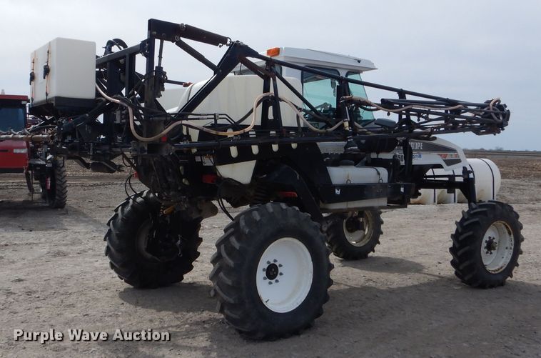 image for item DH6448 2005 SpraCoupe 4450 sprayer