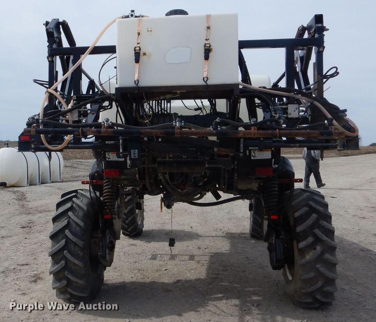 image for item DH6448 2005 SpraCoupe 4450 sprayer