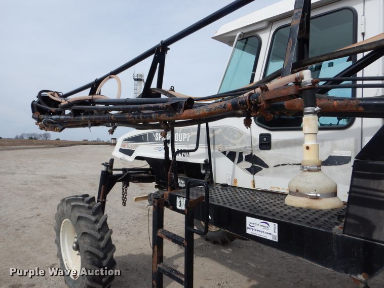 image for item DH6448 2005 SpraCoupe 4450 sprayer