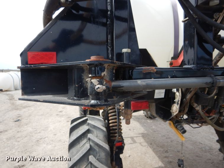 image for item DH6448 2005 SpraCoupe 4450 sprayer