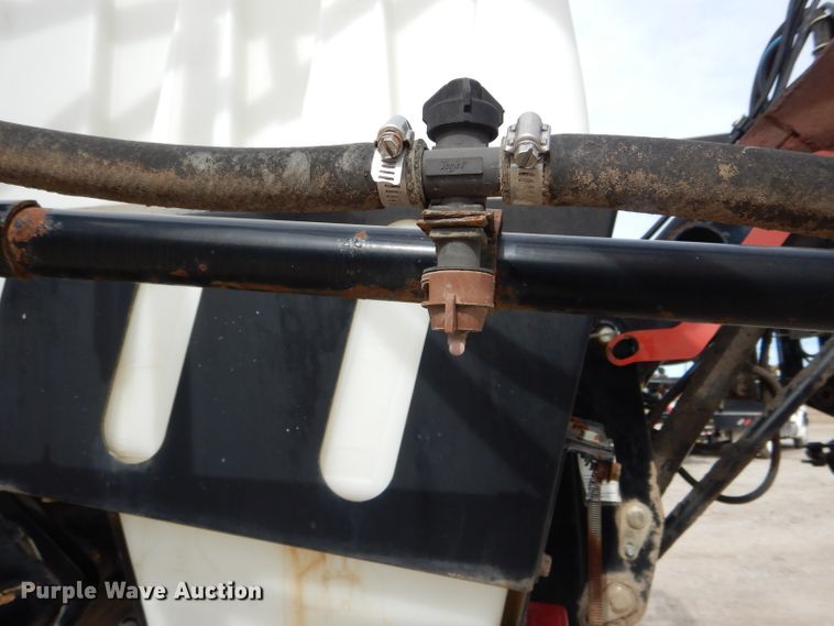 image for item DH6448 2005 SpraCoupe 4450 sprayer