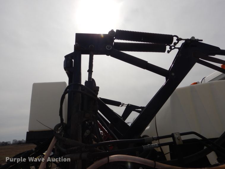 image for item DH6448 2005 SpraCoupe 4450 sprayer