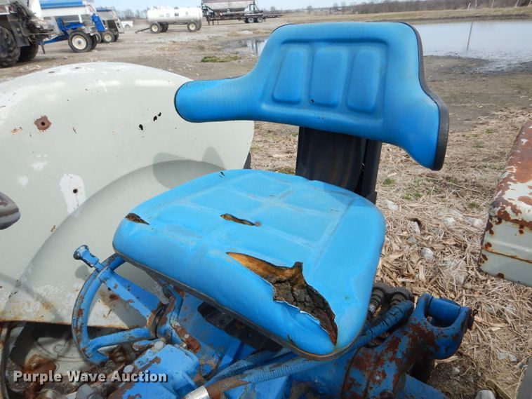 image for item DH6449 Ford 5000 tractor
