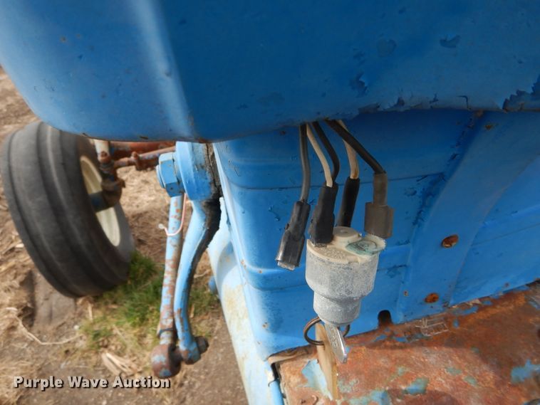 image for item DH6449 Ford 5000 tractor