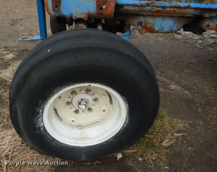 image for item DH6449 Ford 5000 tractor